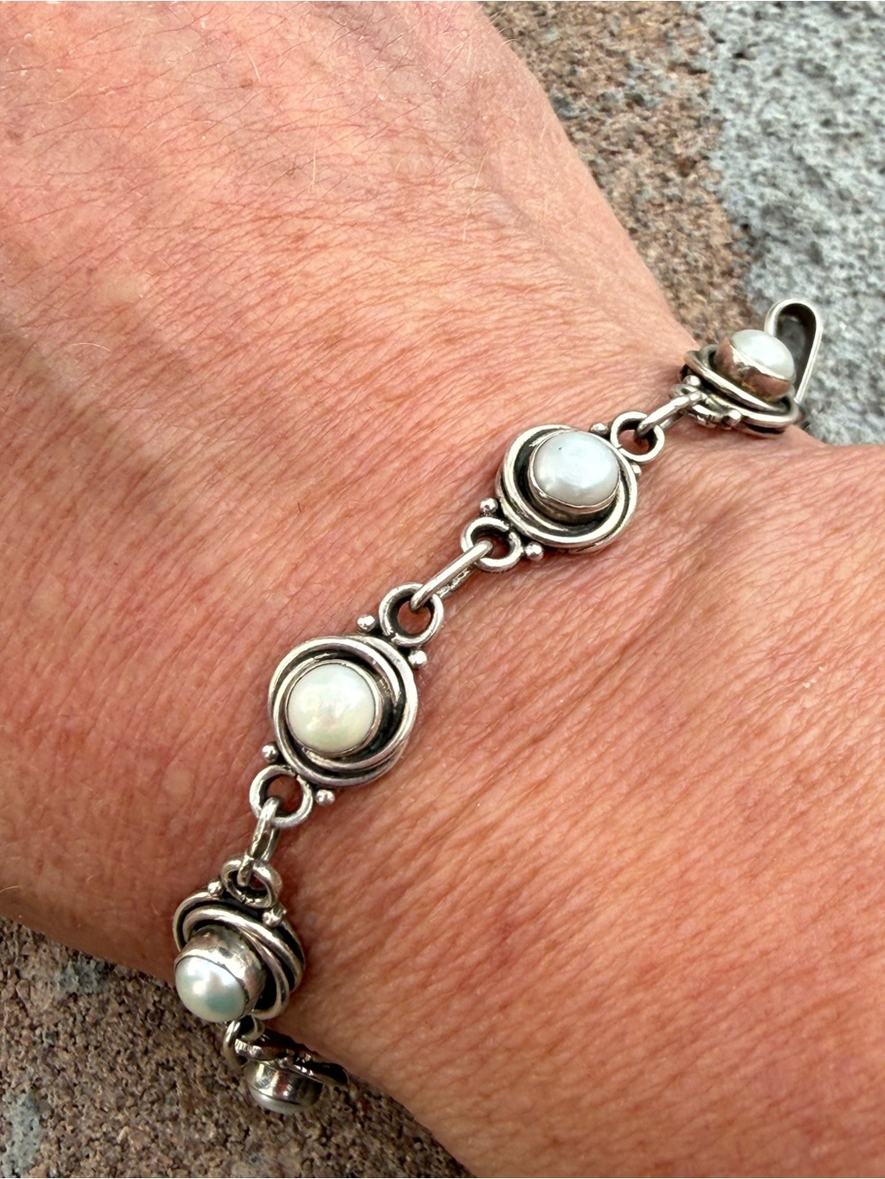 Vintage Sterling Silver 925 Genuine Pearl Bracelet Swirl Bezel Bali Style